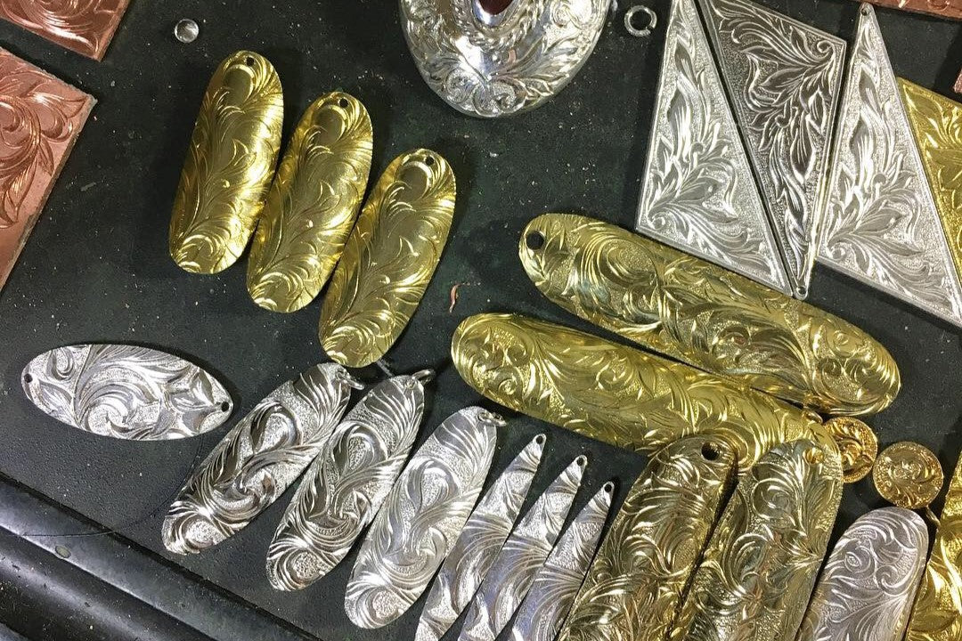 エングレーブ(彫金)が入ったジュエリーの磨き方