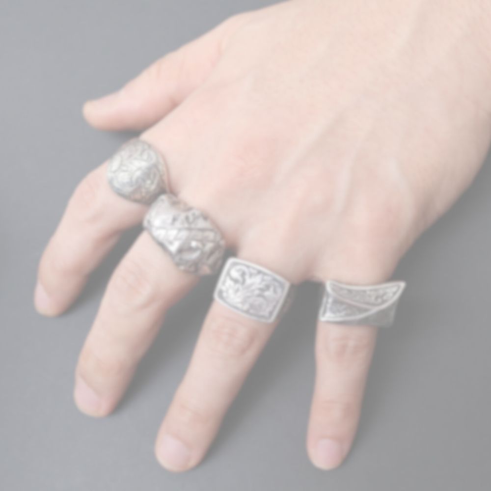 リングを特集したカテゴリー