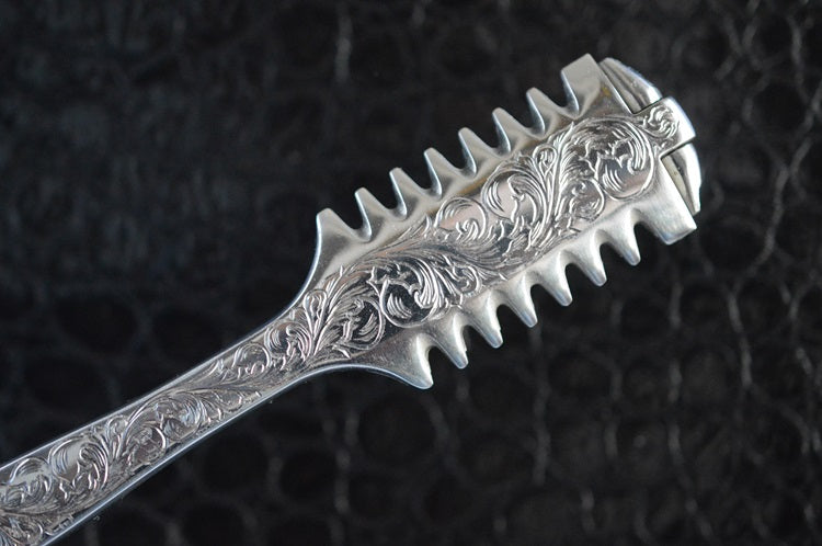 IMULTAの彫金オーダー レザーホルダー