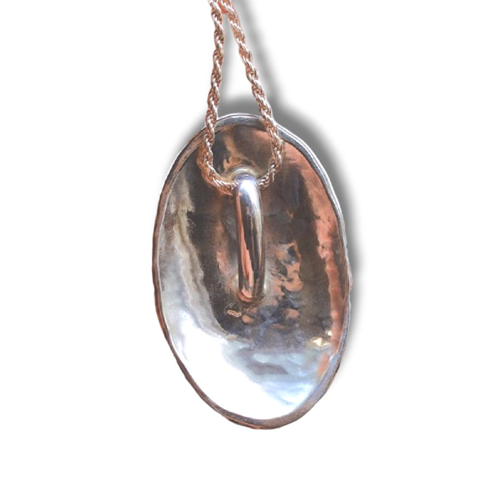 IMULTAの彫金ジュエリー Scultura ネックレス