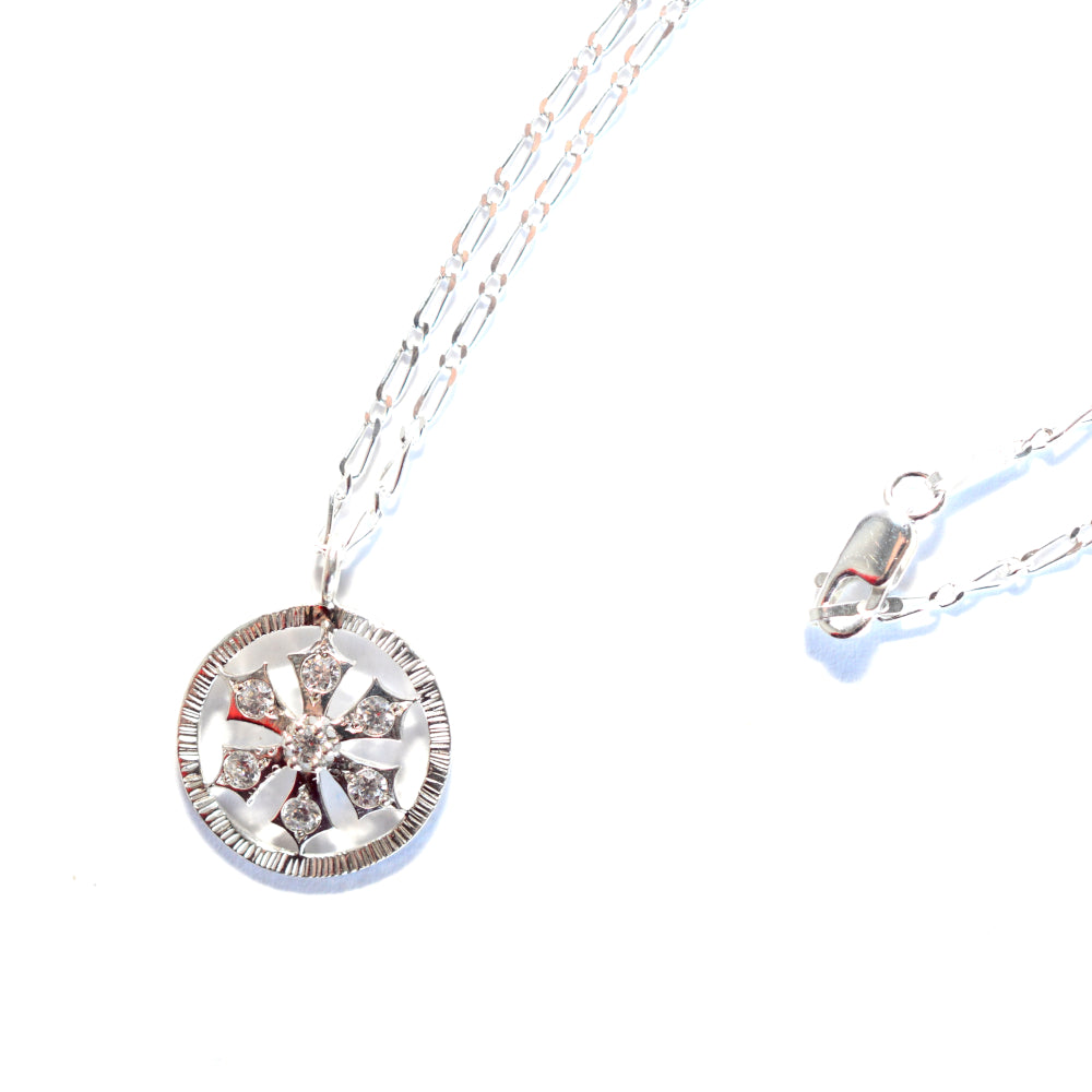 IMULTAの彫金ジュエリー Sunrise ネックレス