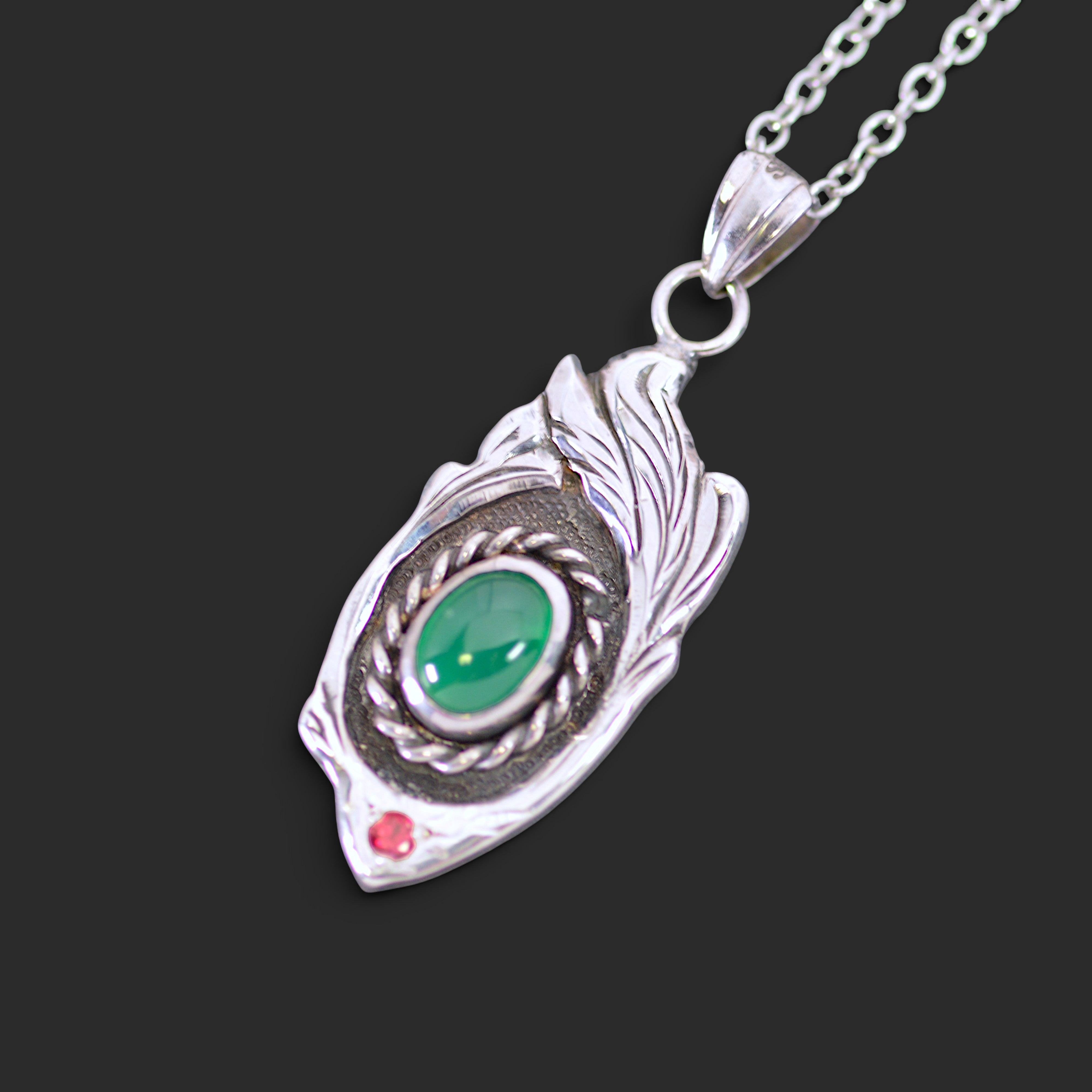 IMULTAの彫金ジュエリー　Classical Leaf　ネックレス