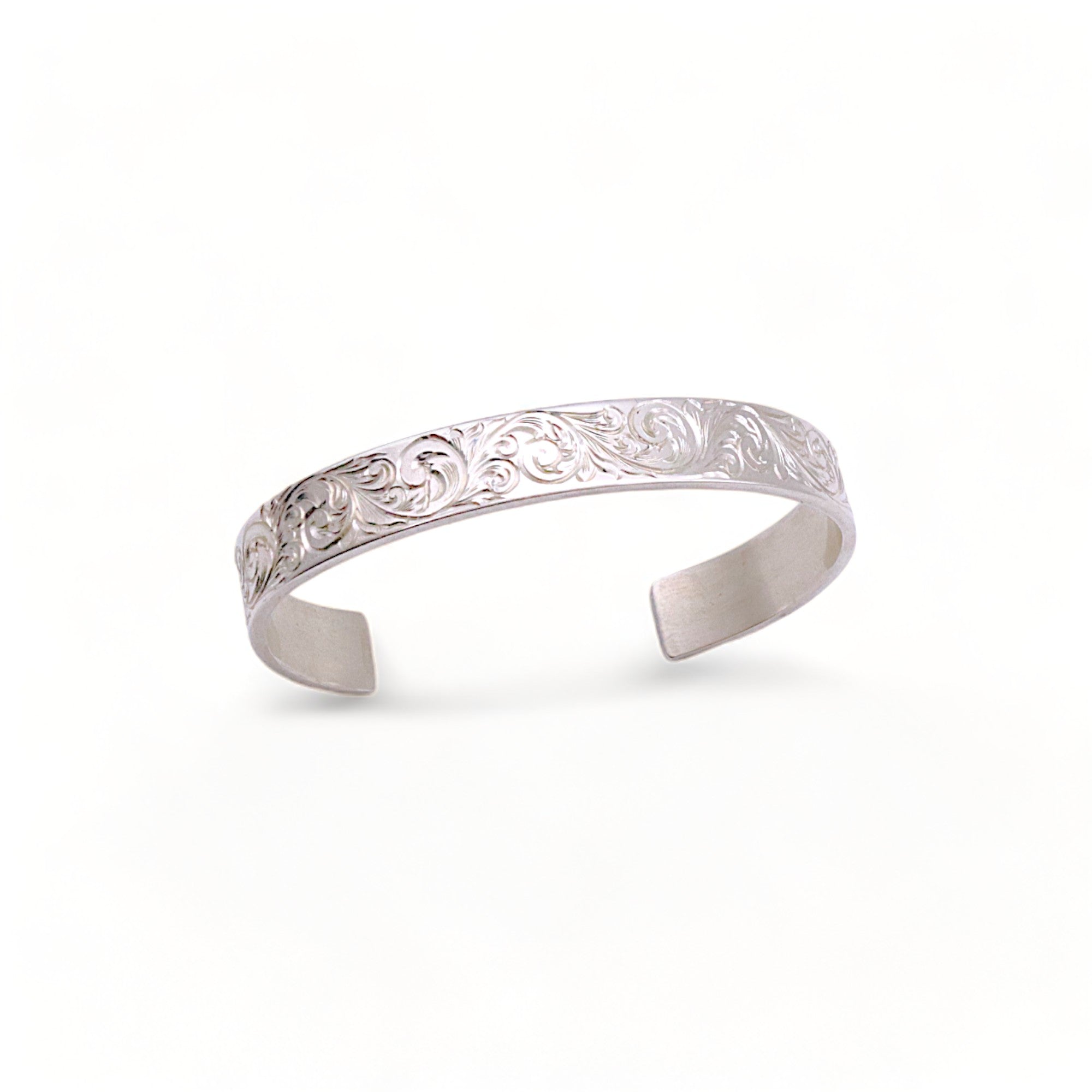 scroll bangle