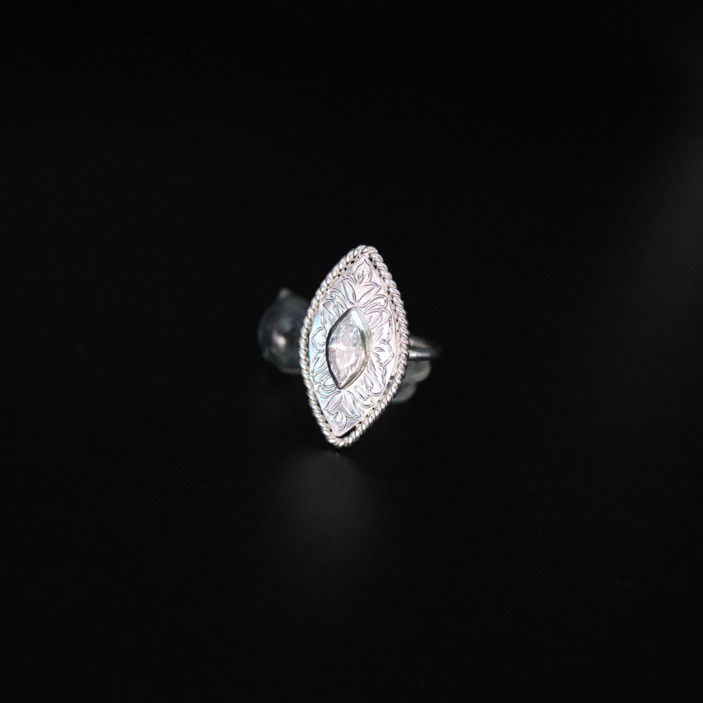 marquise engraving silver ring