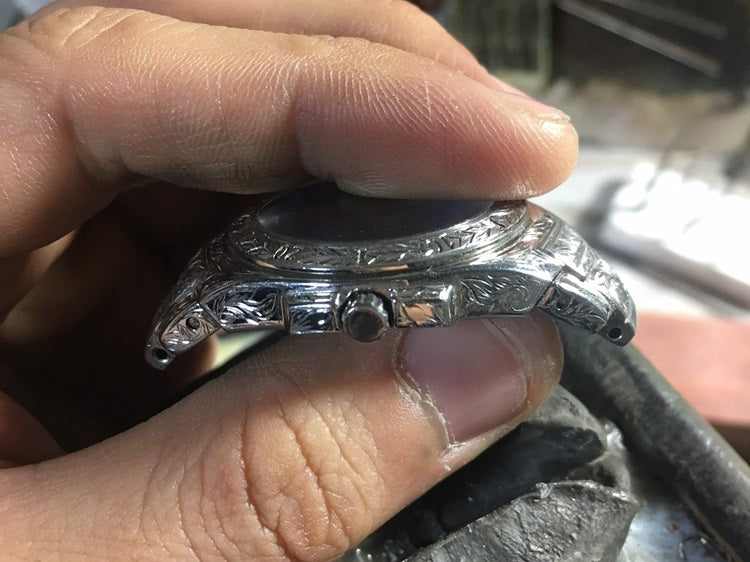 IMULTAの彫金オーダー　腕時計 トミーヒルフィガー