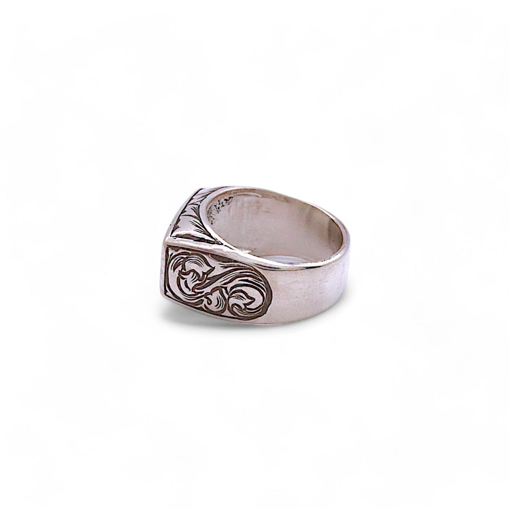 IMULTA emblem Crest Engraved Silver Ring Summary｜Silver925 Emblem Acanthus Oxidized Finish
