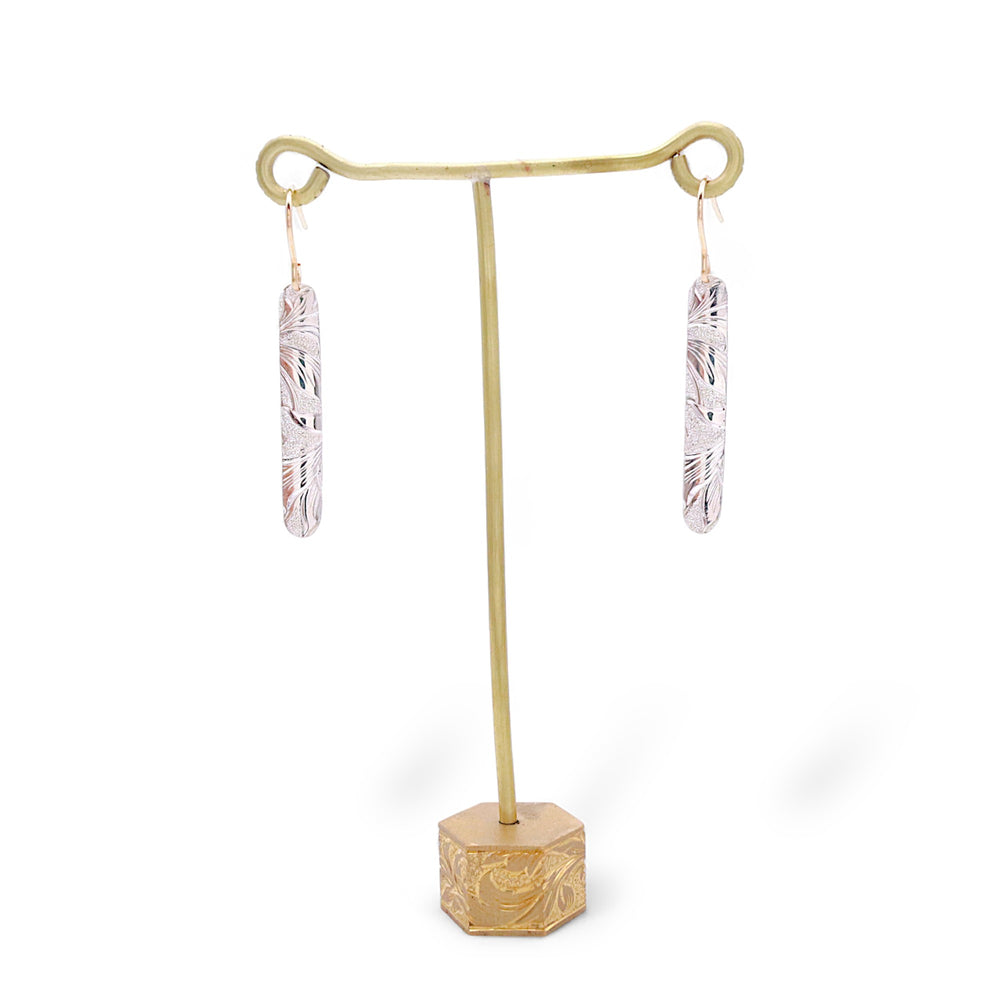 IMULTA fiafia 彫金ロングピアス 全体像｜Silver925 手彫りエングレービング