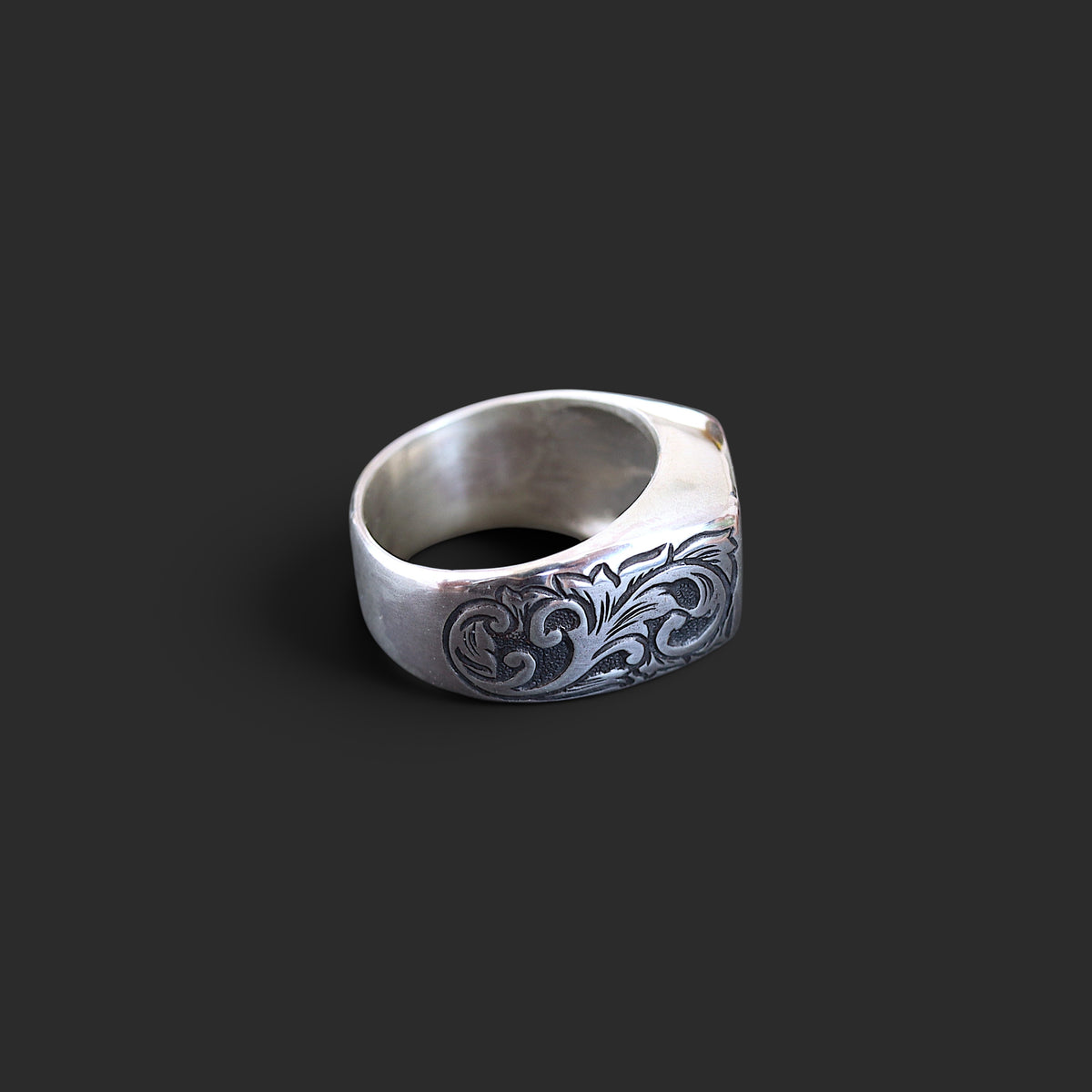 IMULTAの彫金ジュエリー　ivy　リング 指輪