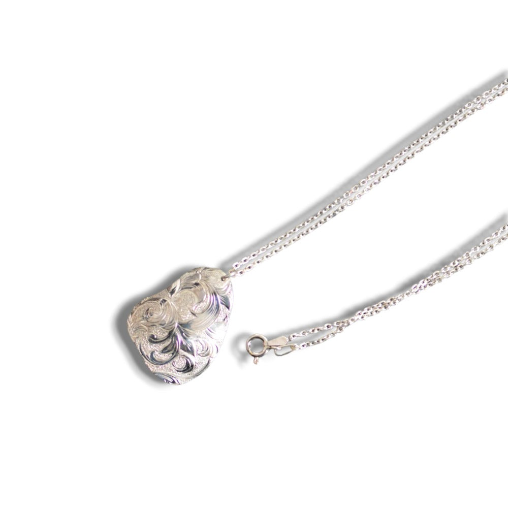 IMULTAの彫金ジュエリー　porepo　ネックレス