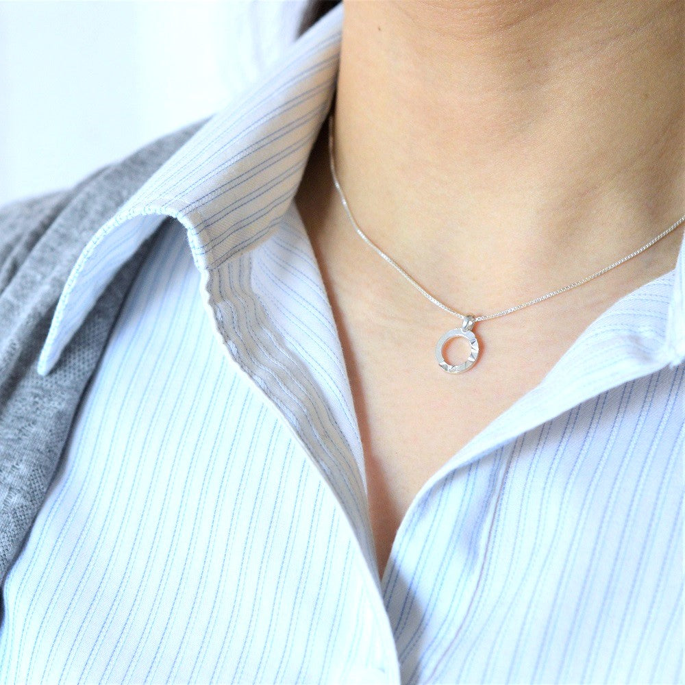 IMULTAの彫金ジュエリー　round　ネックレス