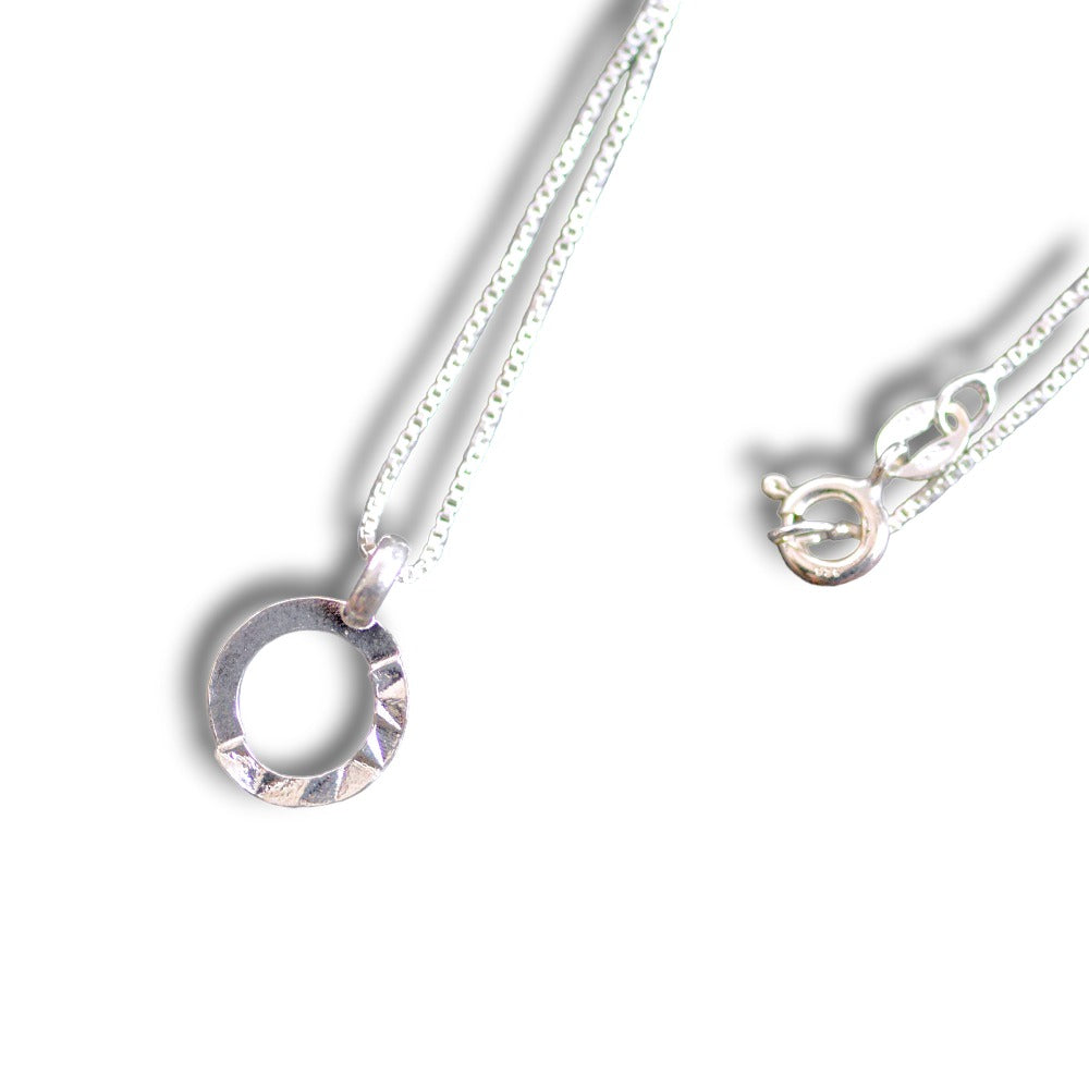 IMULTAの彫金ジュエリー　round　ネックレス