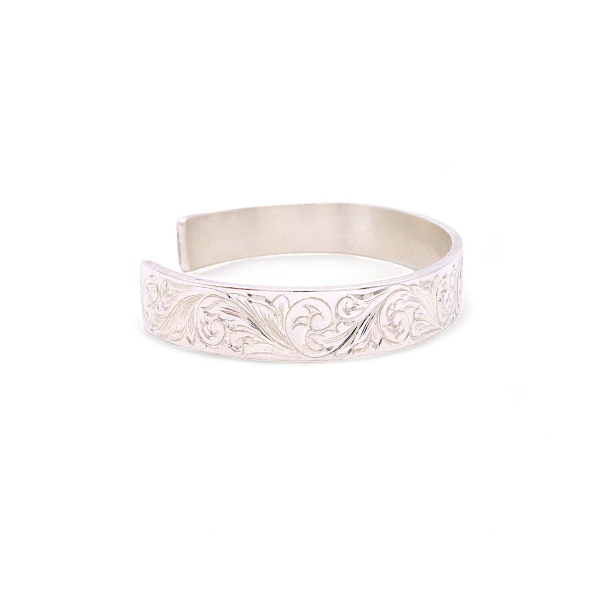 scroll bangle